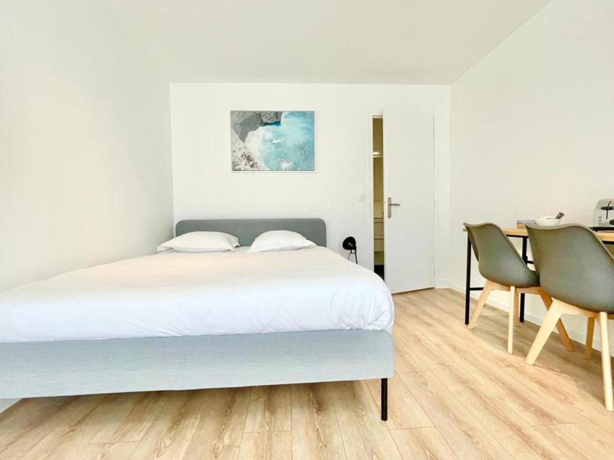 Residence Duguay - Centre Ville - Porte B - Appartements Tout Confort - Neuf - Nouveau Lorient Exterior photo